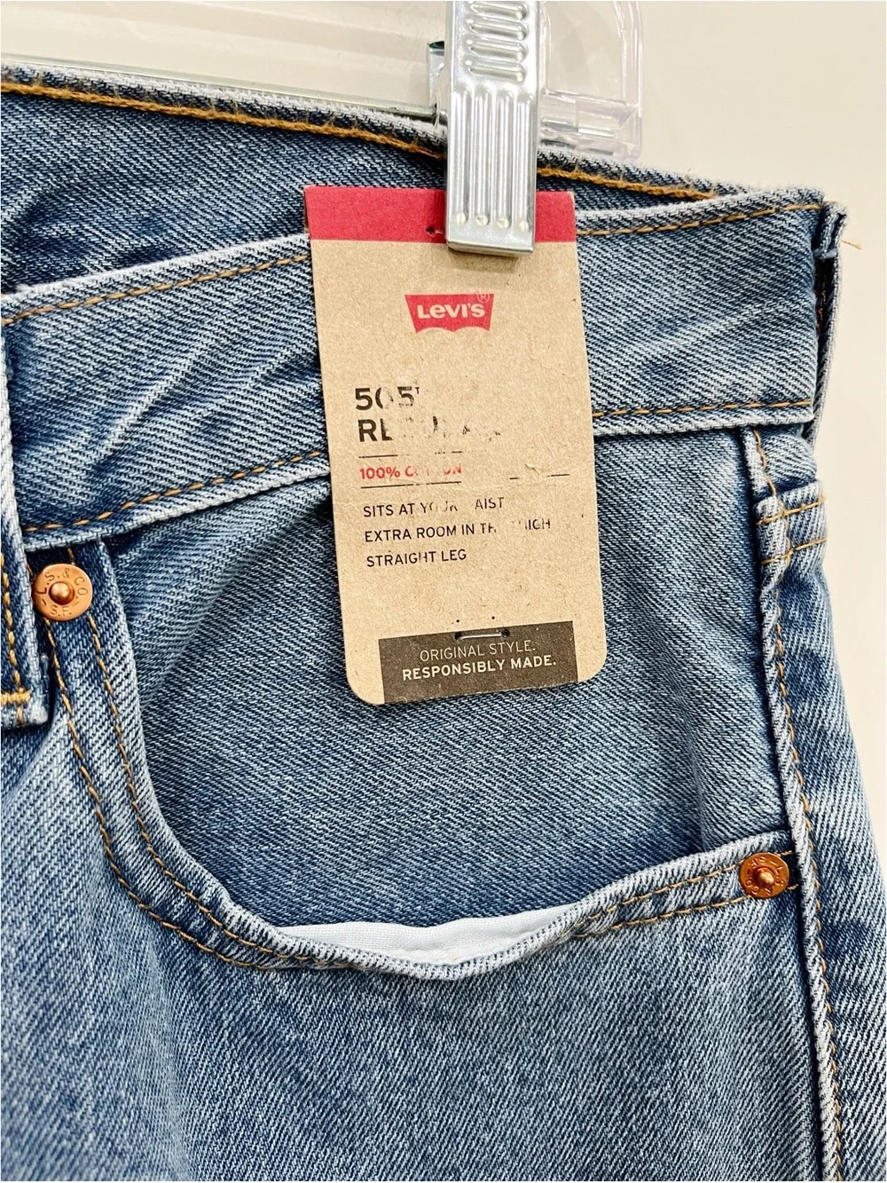 Levi’s 505 Regular Fit Jeans Men’s 32x34 Light Wash Straight Leg 100% Cotton NWT